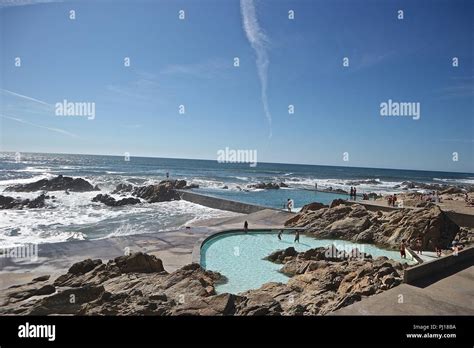 Alvaro siza pool porto Banque de photographies et dimages à haute