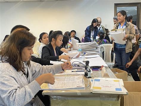 Comelec Main Office Receives Cocs From Provinces Photos Gma News Online