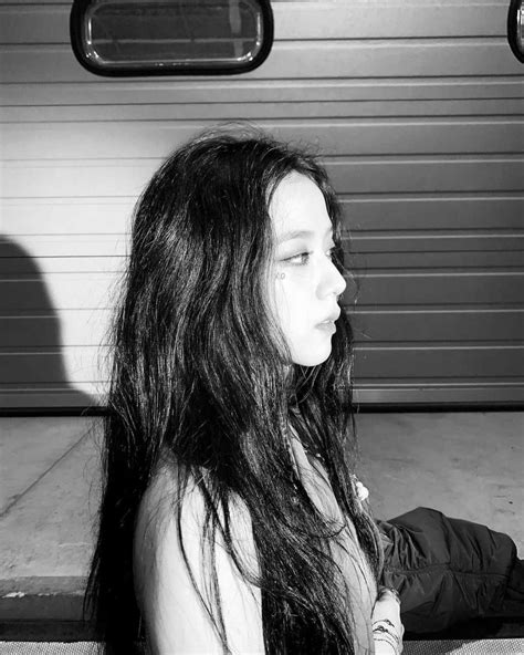 9 Potret Side Profile Jisoo Blackpink
