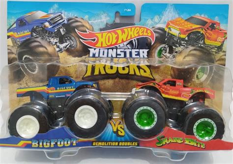 Hot Wheels Monster Trucks Bigfoot Vs Snake Bite Gtj Parcelamento Sem Juros