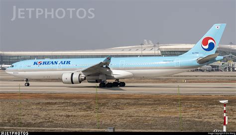 HL7701 Airbus A330 323 Korean Air Eric Wang JetPhotos