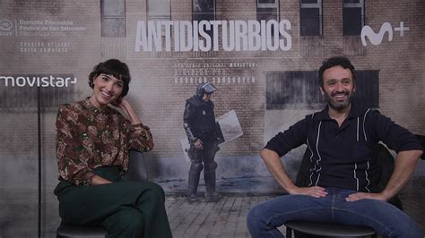 Sección visual de Antidisturbios Miniserie de TV FilmAffinity