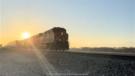 Early Morning 70 Mph Z Train Flying West BNSF Transcon Emporia Sub