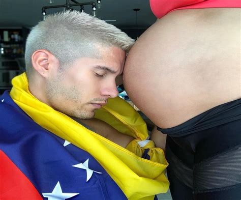 OMG Hijo de Chyno Miranda y Natasha Araos ya nació