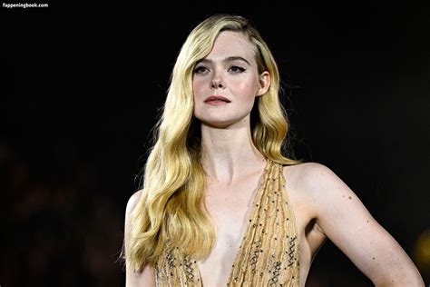 Elle Fanning Nude The Fappening Photo Fappeningbook
