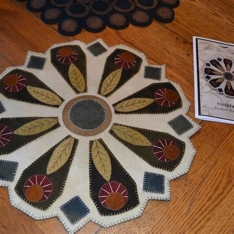 Wool Applique E Pattern Pdf OCTOBER CROW Wool Penny Rug Etsy