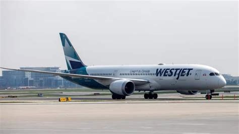 Canada S Second Largest Airline The Westjet Group Cancels Flights