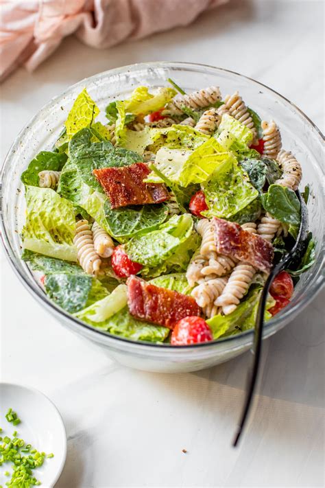 Blt Pasta Salad {with Homemade Dressing }