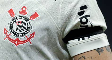 Corinthians fica próximo de acordo novo patrocinador máster