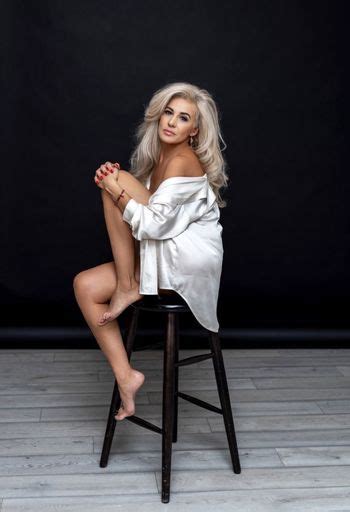 Boudoir Lingerie Studio Shoot