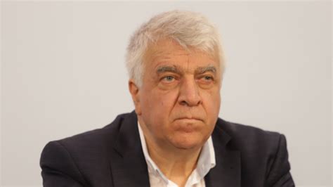 Румен Гечев за управляващите: Първият и вторият пилот се търкалят в ...