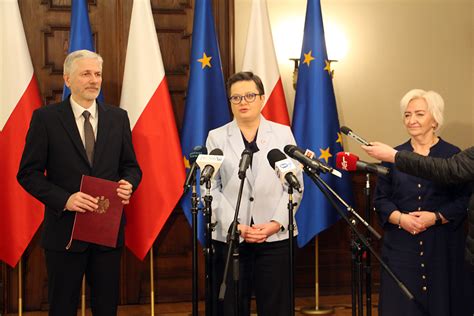 Janusz Brzozowski już oficjalnie Łódzkim Kuratorem Oświaty Kuratorium