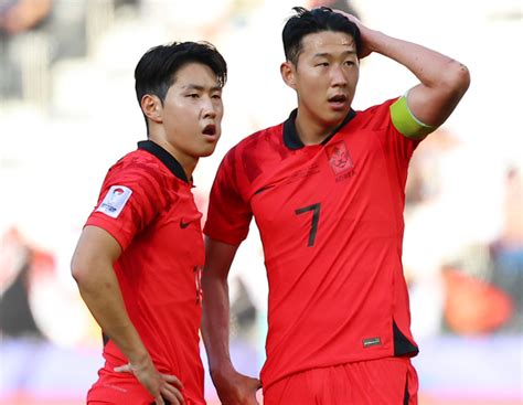 Son Heung Min And Lee Kang In Bury The Hatchet After London Meeting