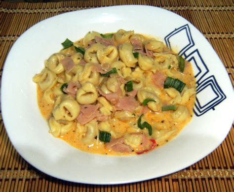 Tortellini In Schinken K Se Sahne So E Von Joannya Chefkoch De