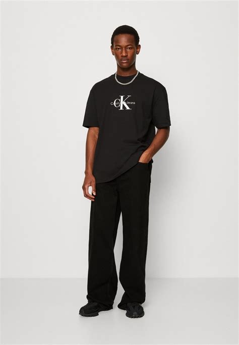 Calvin Klein Jeans Monologo Tee Unisex Print T Shirt Black Uk