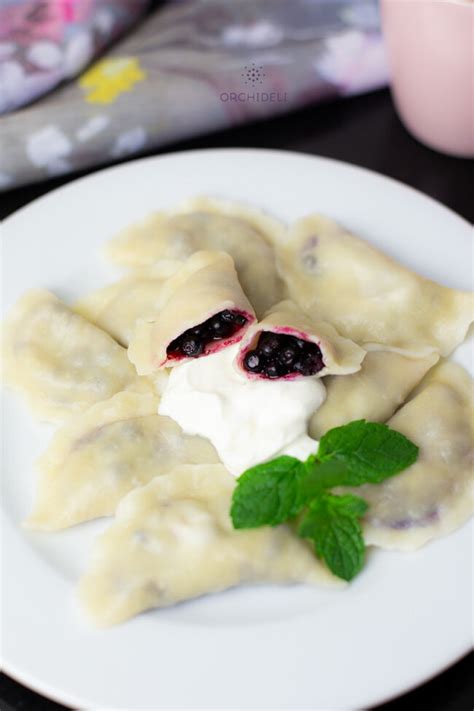 Pierogi Z Jagodami Orchideli Przepisy