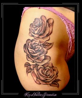 Rozen Bloemen Bovenbeen Kim S Tattoo Paradise