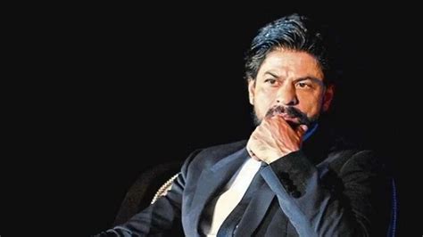 Shah Rukh Khan Gossips