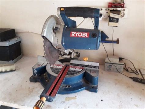 Ryobi Compound Mitre Saw 1800W Compound Mitre Saw Miter Saw Ryobi