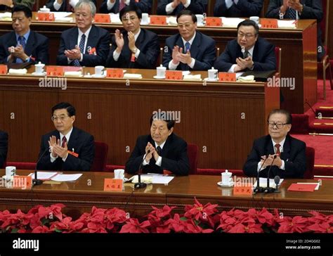 Chinese president jiang zemin hands hi-res stock photography and images - Alamy