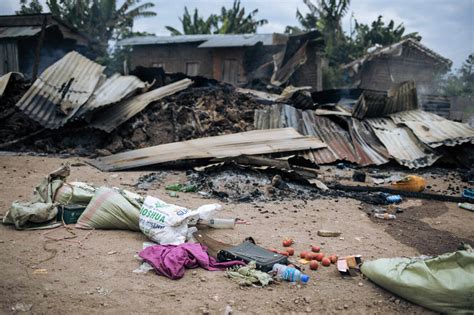 En RDC au moins quinze civils massacrés lors dune attaque attribuée à