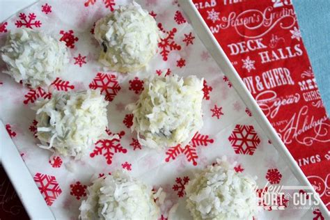 Oreo Cookie Ball Snowballs Recipe A Few Shortcuts