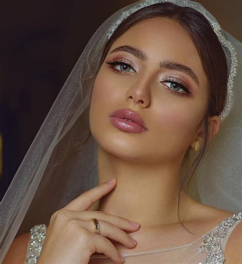 Makeup Artist Nora Bo Awadh Nora1352 • Fotos E Vídeos Do Instagram Beauty First Makeup Beauty