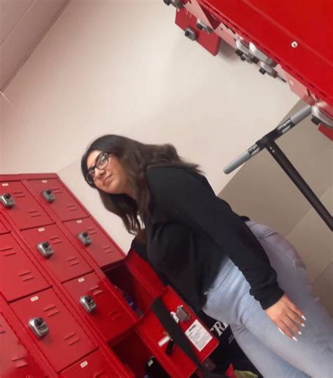 Hot Friend At Work With Fat Ass Page Tight Jeans Forum