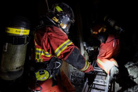 Pays Basque Un Garage Attenant Une Maison Prend Feu Ustaritz De