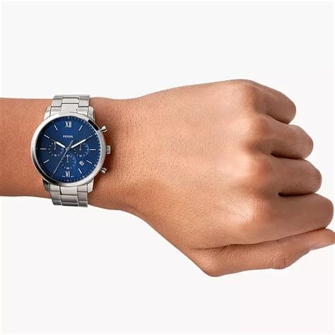 Fossil Neutra Chronograph Blue Dial Men S Watch FS5792