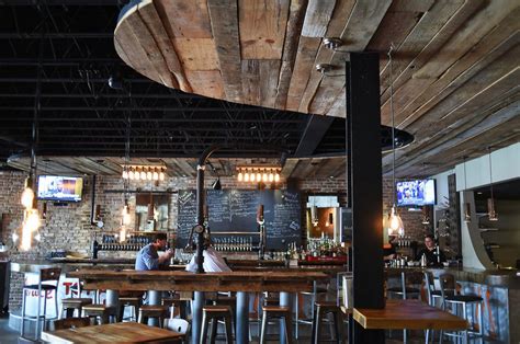 5 Point Public House Oyster Bar Birmingham Alabamatravel