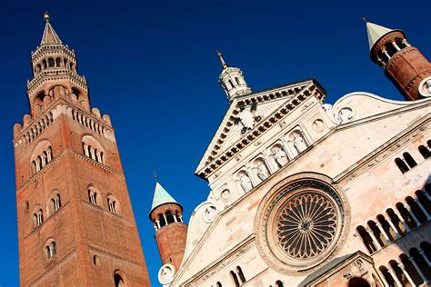 Monumenti Cremona Scopri I Luoghi D Arte E Gli Edifici Storici In