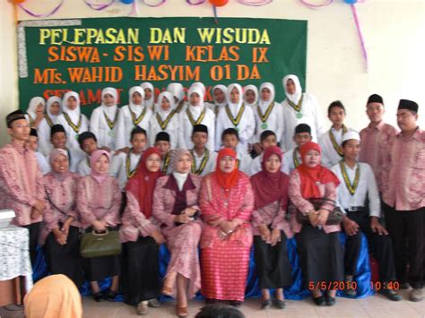 MTs Wahid Hasyim 01 Dau