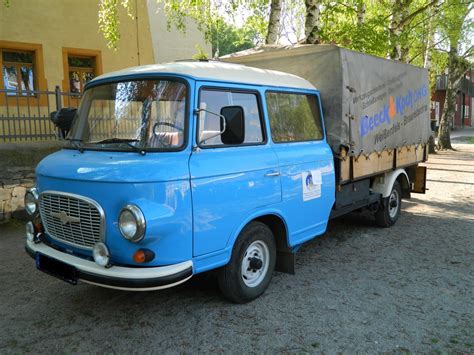 Barkas B 1000 Pritsche; Umbau eines ehemaliger Kofferaufbaus, deshalb ...