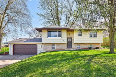 610 Valley Drive Carlisle Ia 50047 Iowa Realty