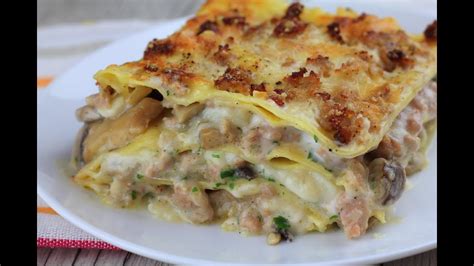 Lasagne Con Funghi E Salsiccia Preparate Cosi Saranno Favolose Youtube