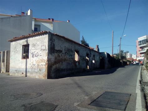 Moradia Independente Venda Na Rua Eirinha Mem Martins Algueir O