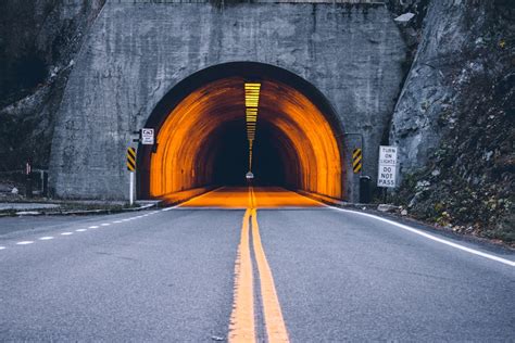 500+ Tunnel Pictures | Download Free Images on Unsplash