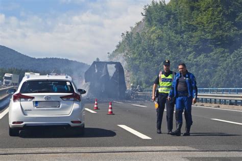 Otkriveno Kako Se Zapalio Kamion Koji Je Izgorio Na Autocesti A Novi