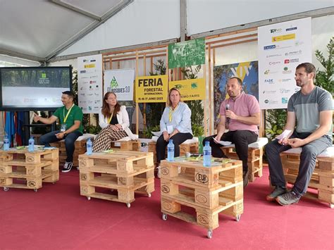 Presentación del grupo de trabajo ASFORESST en Asturforesta ASMADERA