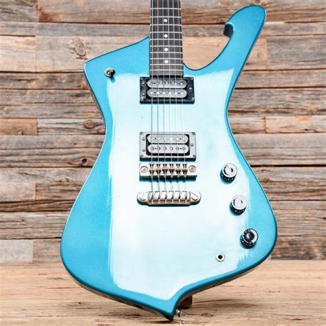 Ibanez Iceman Custom Blue 1981 – Chicago Music Exchange