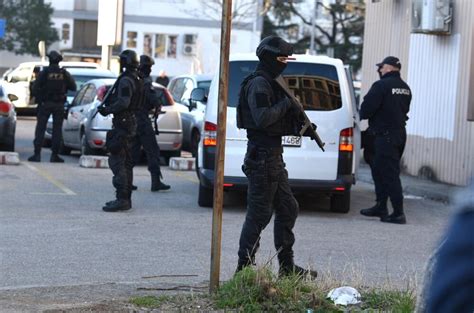 Puna Ratna Oprema I Pancir Za Camgoza Media