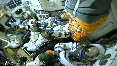 Watch China S Shenzhou 15 Astronauts Return To Earth This Weekend