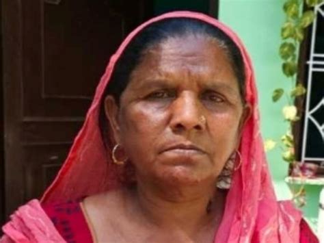 Bhindi Woman Saved 6 Grams From Chain Snatchers By Throwing Stones