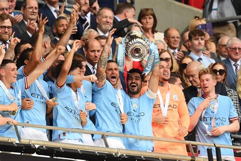 As It Happened Man City Beat Rivals United 2 1 To Win Fa Cup