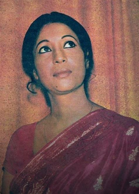 Suchitra Sen Glamour Pics Vintage Bollywood Bestest Beautiful Women