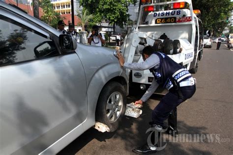 Penertiban Parkir Liar Foto Tribunnews