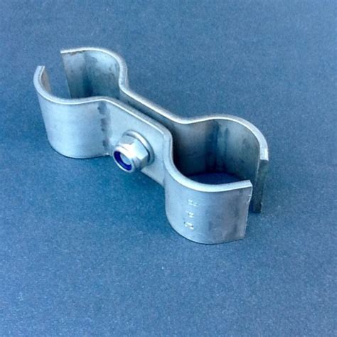 DN20 Pipe Clamp Double Ports 26 9mm Diameter Stainless Steel