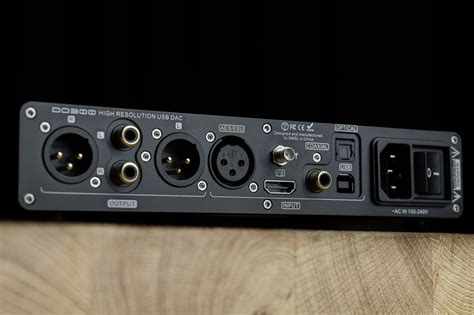 SMSL DO300 • Ear Fidelity