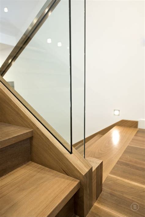 Pin By Thielle Finardi On Id Escadas Stairs Design Glass Staircase